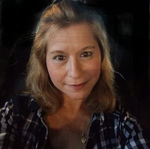 Meet your Posher, Bobbie